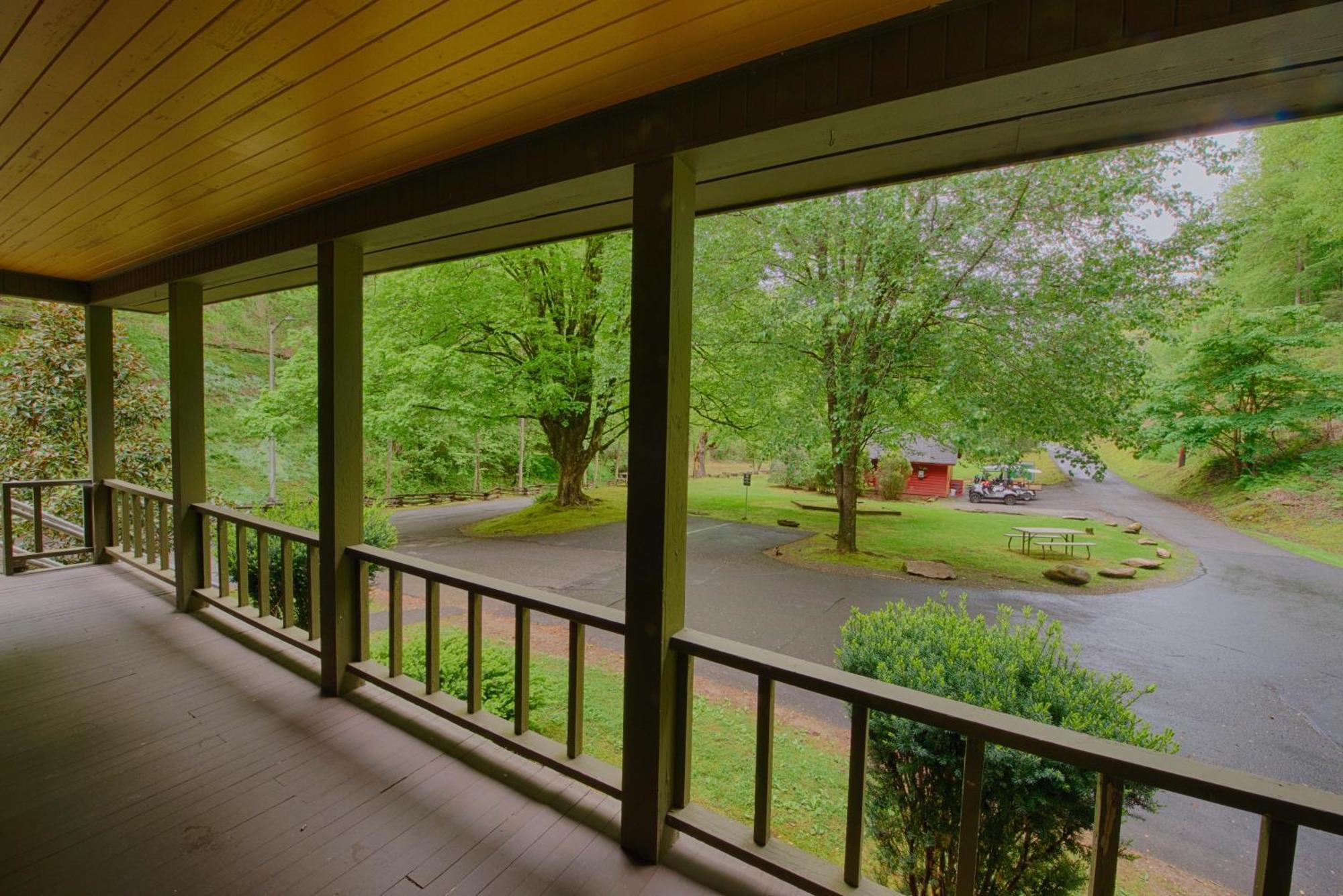 Historic Tapoco Lodge Resort ภายนอก รูปภาพ