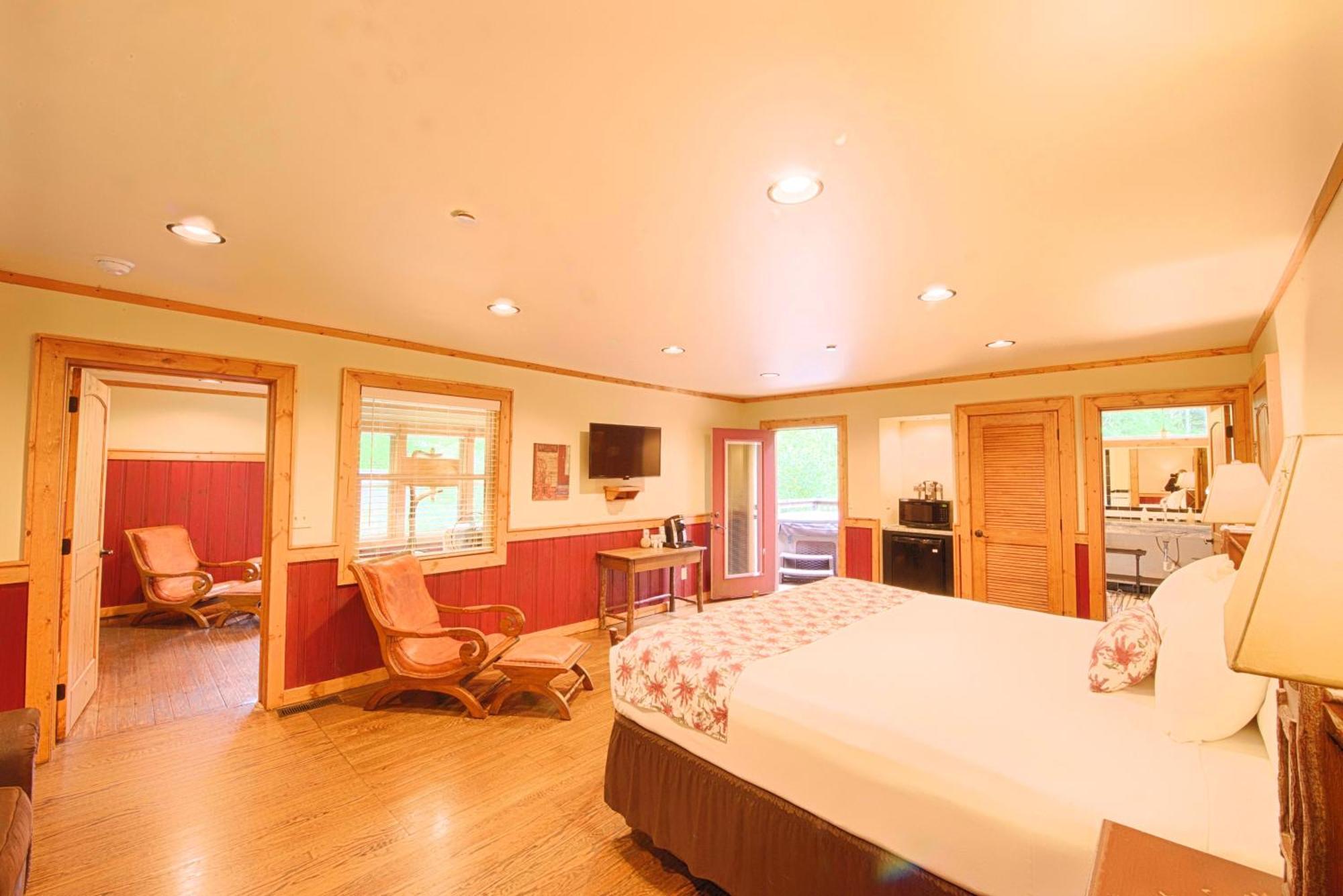 Historic Tapoco Lodge Resort ภายนอก รูปภาพ