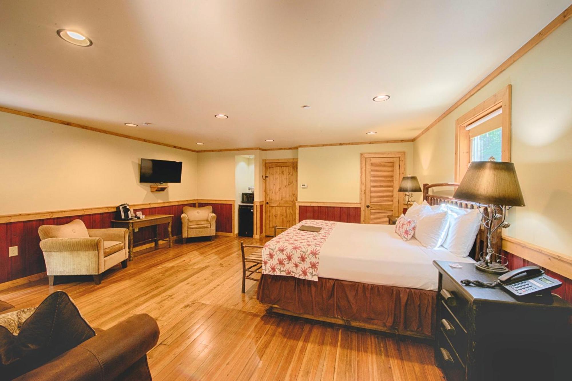 Historic Tapoco Lodge Resort ภายนอก รูปภาพ