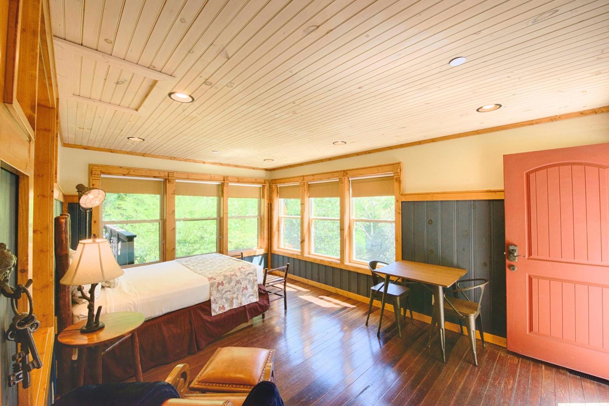 Historic Tapoco Lodge Resort ภายนอก รูปภาพ