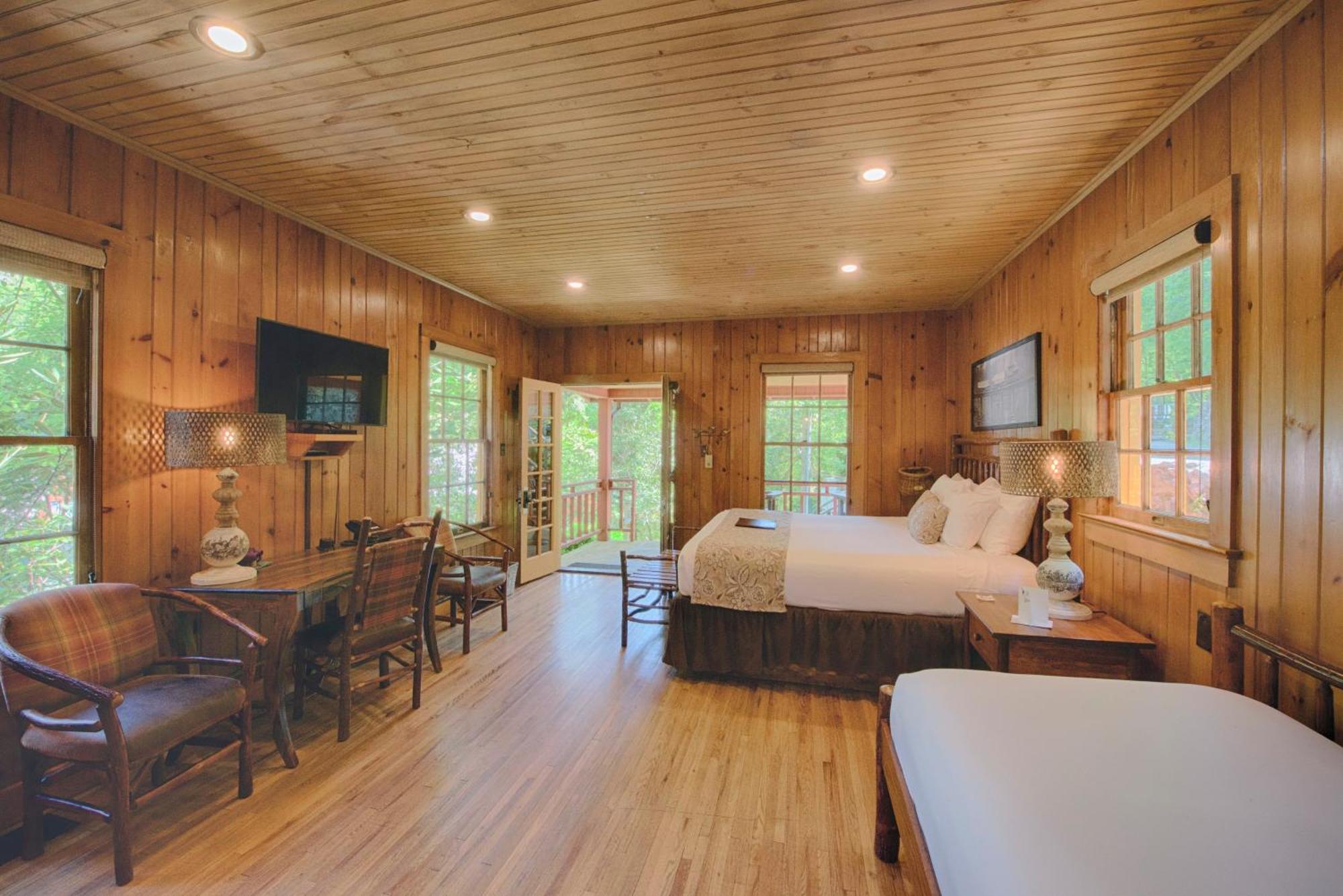 Historic Tapoco Lodge Resort ภายนอก รูปภาพ